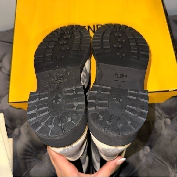 New Size 38.5 Fendi Floral Combat Boots Black White Tie Dye - Picture 4 of 9